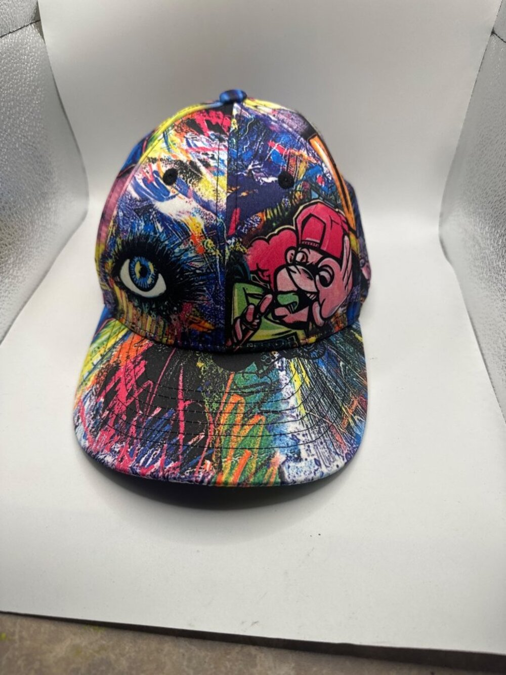 Graffiti Art Snapback Hat With Vibrant Street-Style Design Adjustable Fit Multic
